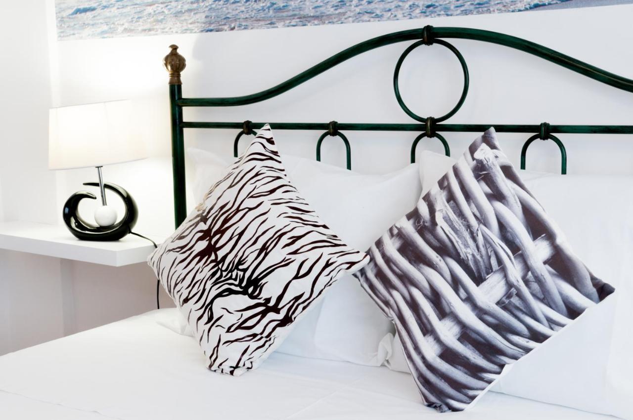 Olhão Stork Hostel מראה חיצוני תמונה
